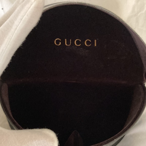 Gucci Black sunglass case & White Valentino sunglass eyeglass case. SET OF 2 - Picture 10 of 16